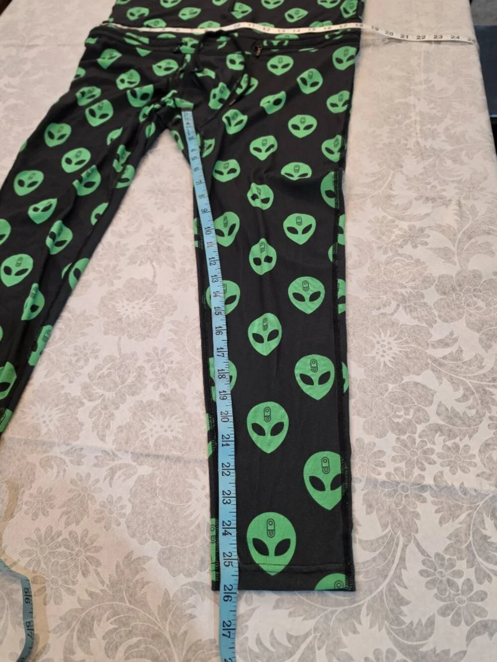 👽Airblaster Classic Ninja Suit Men’s Medium Alien Print One-Piece Base Layer 👽